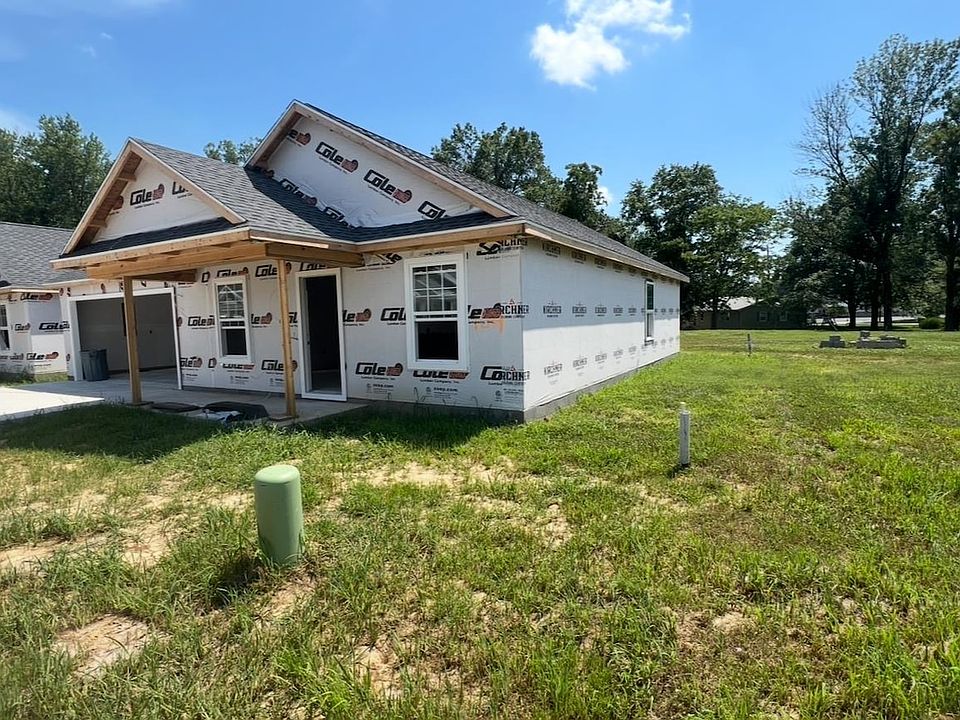 2nd image of 1834 Old Madisonville Rd #104