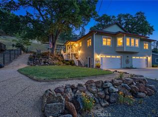 19614 Mountain Mdw N, Hidden Valley Lake, CA 95467