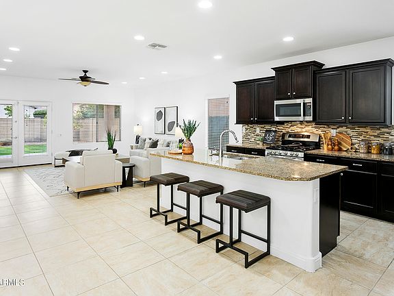 4th image of 3746 E ZACHARY Drive
