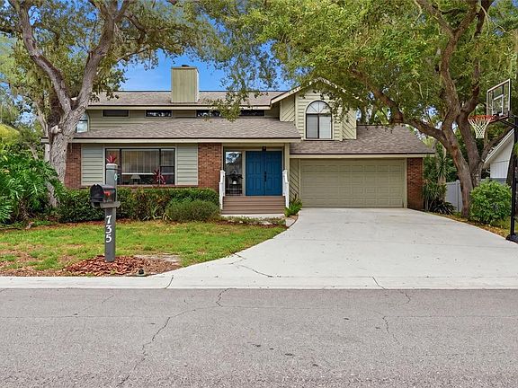 3rd image of 735 FORESTVIEW DRIVE