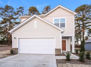 769 Shepard Rock Dr, Zebulon, NC 27597