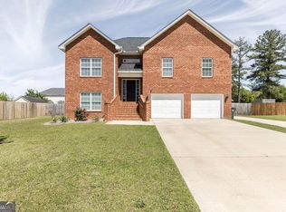303 Rose Pointe Ct, Bonaire, GA 31005