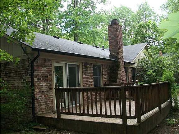 2nd image of 534 S Wayside Ct