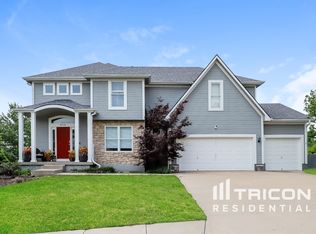 2930 S Granite Ave, Blue Springs, MO 64015