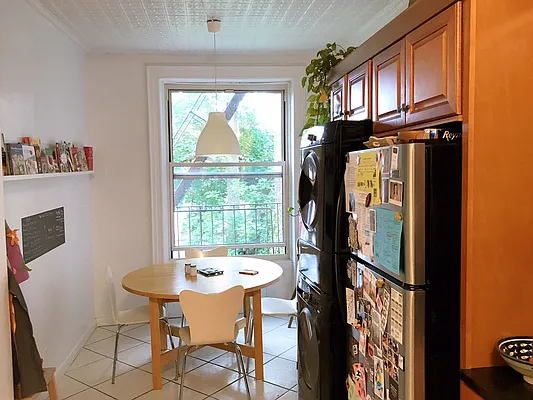 Rented by Rapid Realty Cobble Hill | media 18