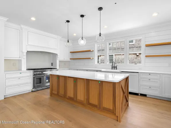 617 Main Avenue, Bay Head, NJ 08742