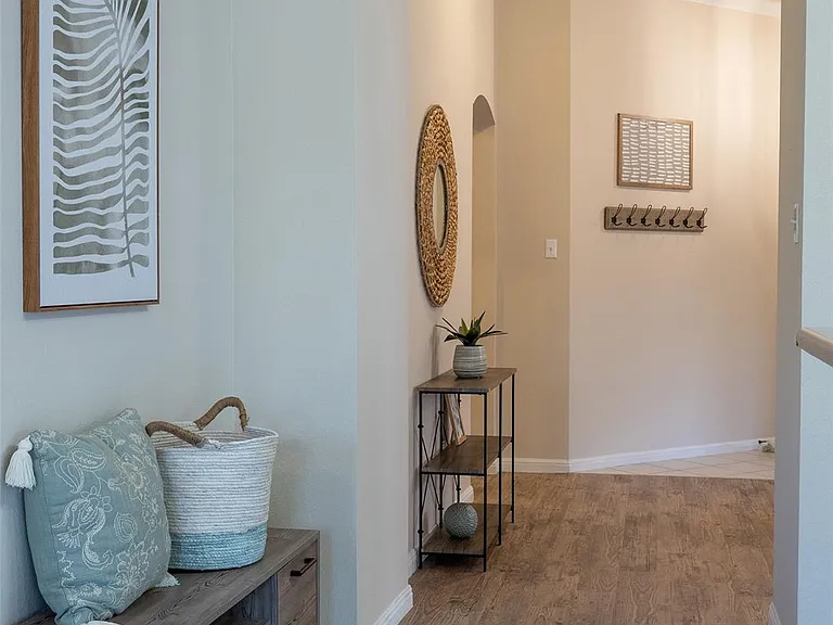 11620 Larch Valley Dr — Photo 4