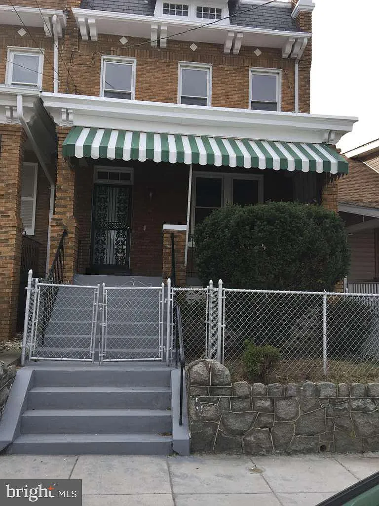 5 bed, 2.0 bath, 1200 sqft, $7,000 — Photo 2