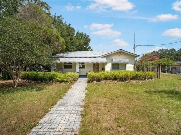 10401 Walker Rd, Thonotosassa, FL 33592