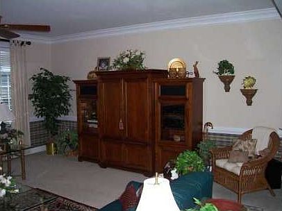 4th image of 1243 Timbershyre Pl