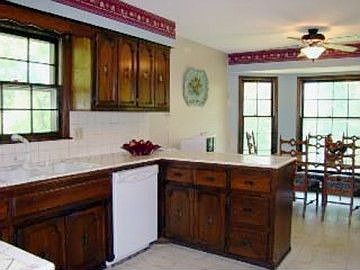 2nd image of 8301 NW Twin Oaks Dr