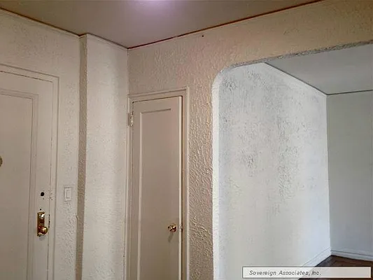 Rented by Sovereign Associates | media 9