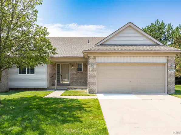 41270 Chancellor Ct, Clinton Township, MI 48038