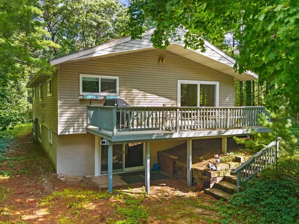W5533 Archer Ln, Wild Rose, WI 54984