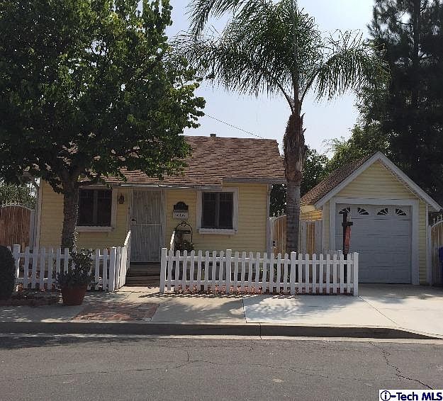 1st image of 124 S Quigley Ave