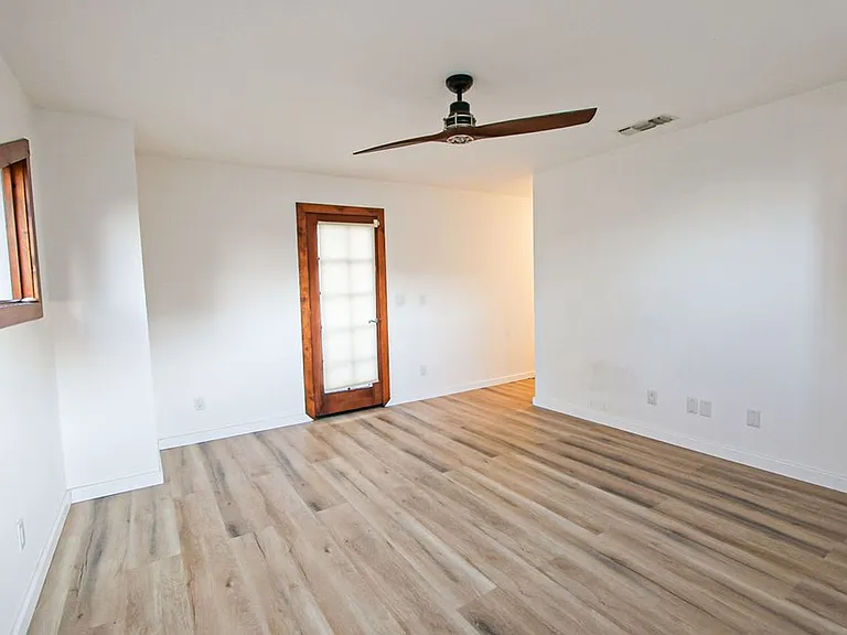 20351 Harvard Way — Photo 23