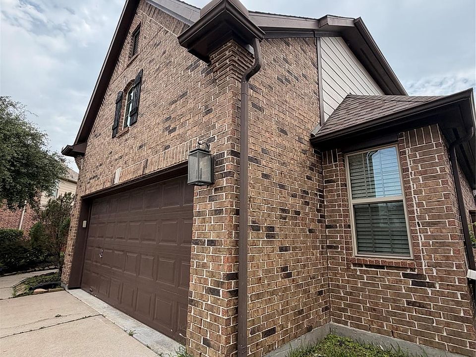 1st image of 9722 Lauren Briar Ln