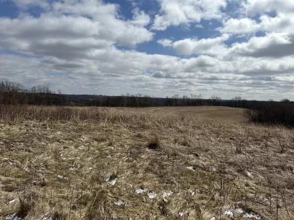 Kerry Ave, Wilton, WI 54670