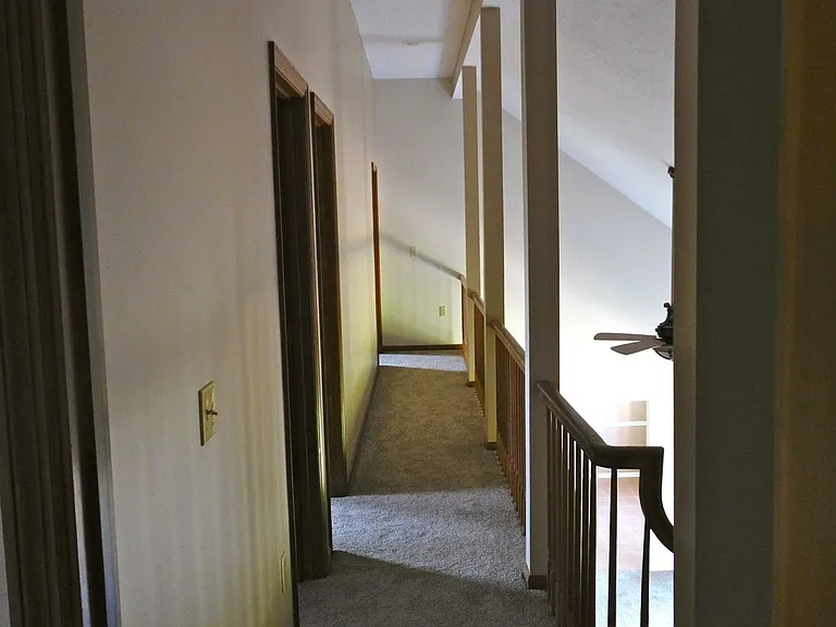 7608 Kyles Station Rd — Photo 39