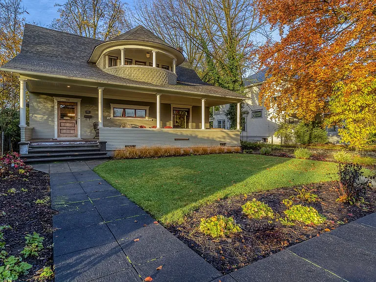 S Palouse St — Photo 2