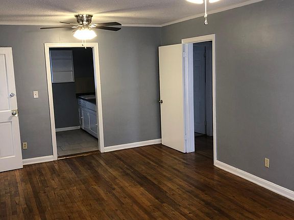 3rd image of 1415 Madison Ave APT A