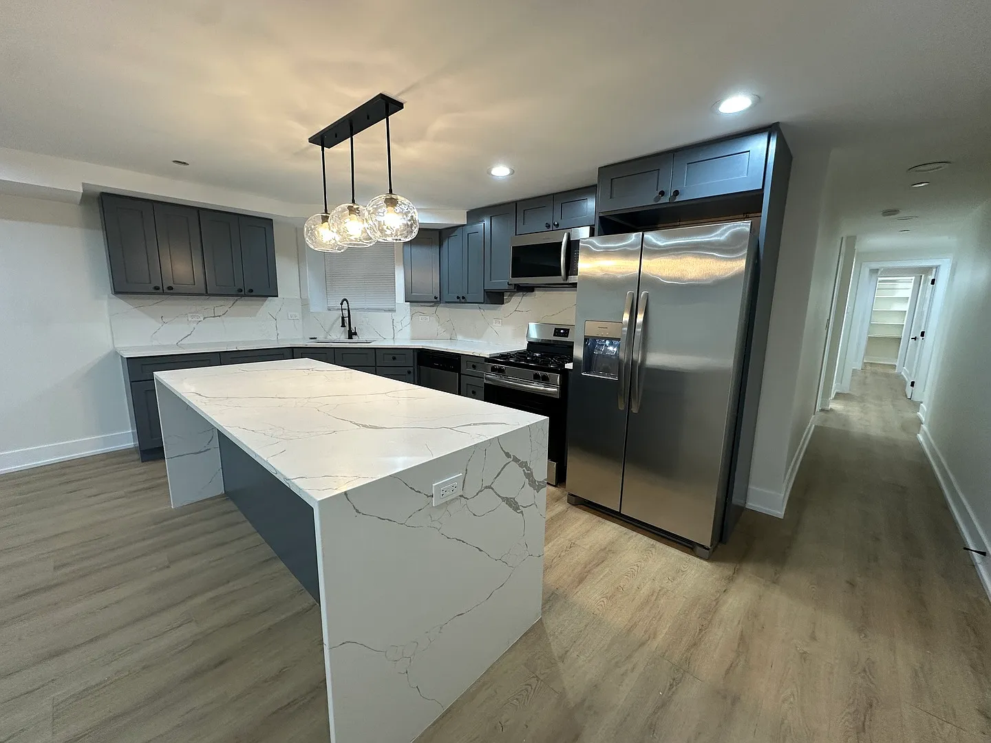3 bed, 1800 sqft, $3,500 — Photo 4