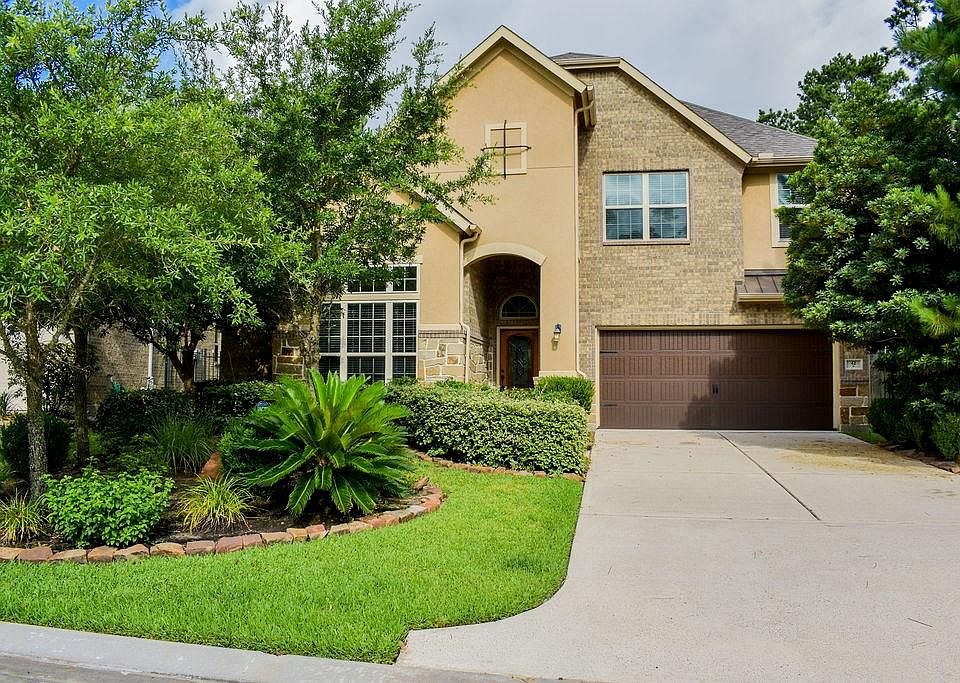 1st image of 42 Canoe Bend Dr