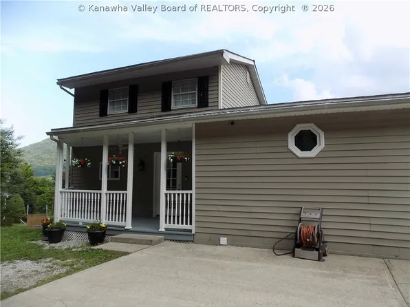 41 Garretson Ln, Cedar Grove, WV 25039