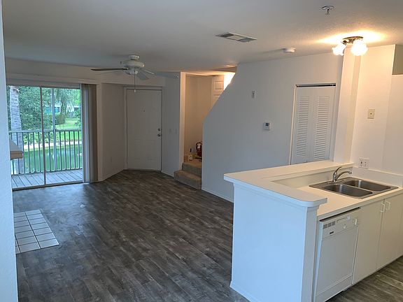 4th image of 850 S Tamiami Trl APT 329