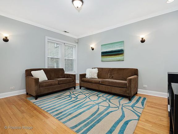 2nd image of 1250 W Cornelia Ave APT 1N