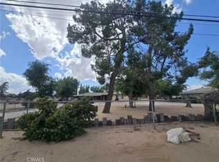 9100 11th St, Hesperia, CA 92345