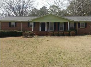 200 Mimosa Dr, Childersburg, AL 35044