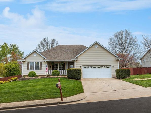 302 Brady Dr, Rolla, MO 65401