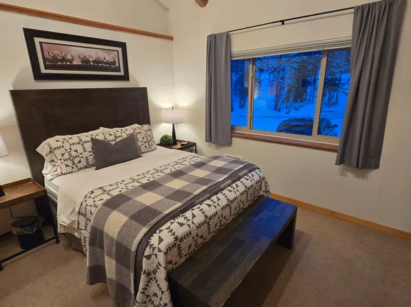 150 S West Village Dr Unit 8, Beaver, UT 84713
