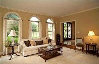 3rd image of 10917 Woodland Falls Dr