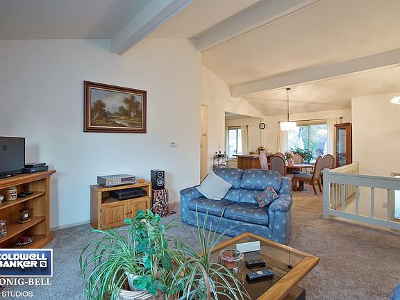 Living Room / Dining Room