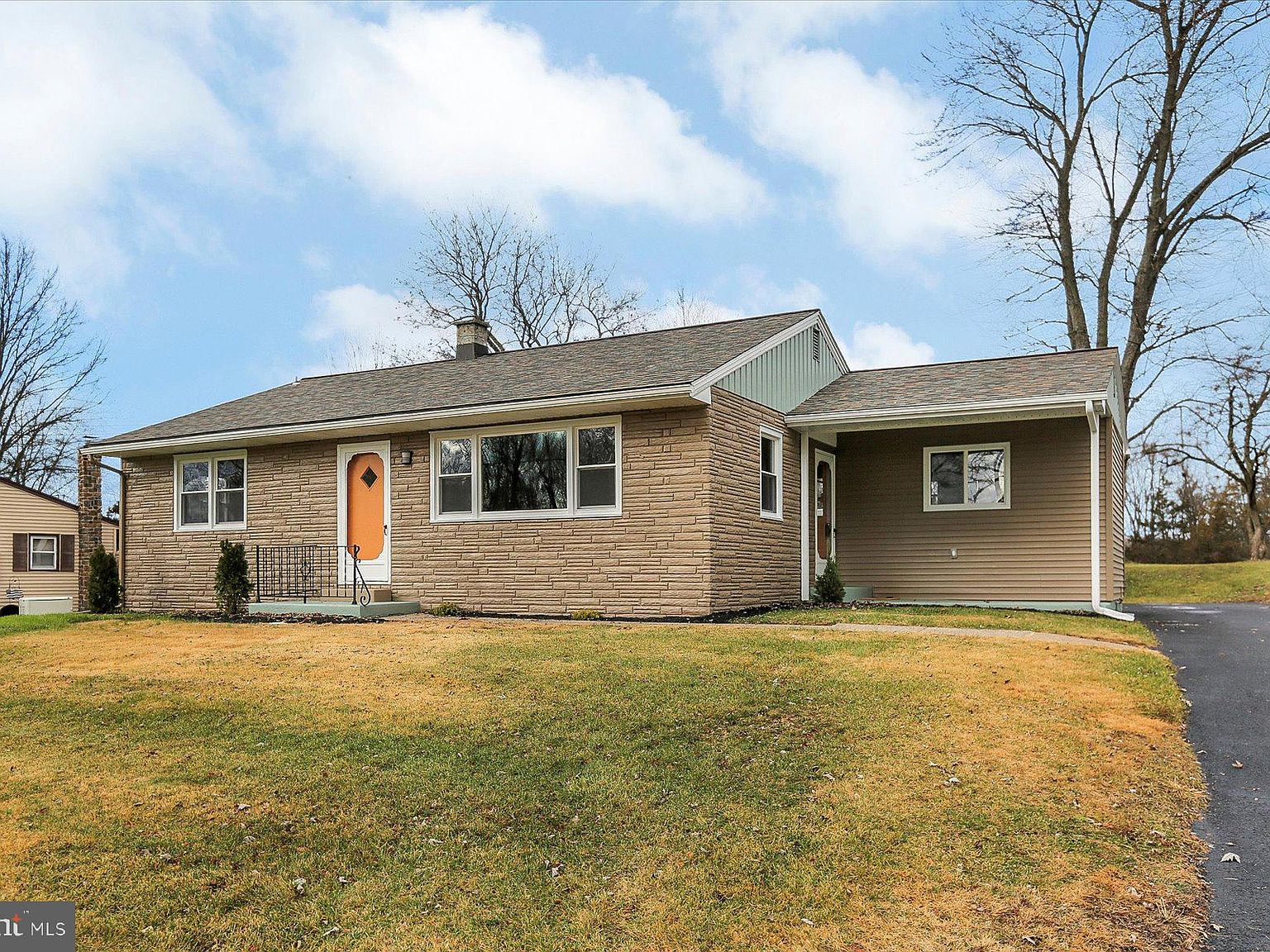 mjmam　S 4159 Whitman Ln, Middletown, PA 17057 | Zillow
