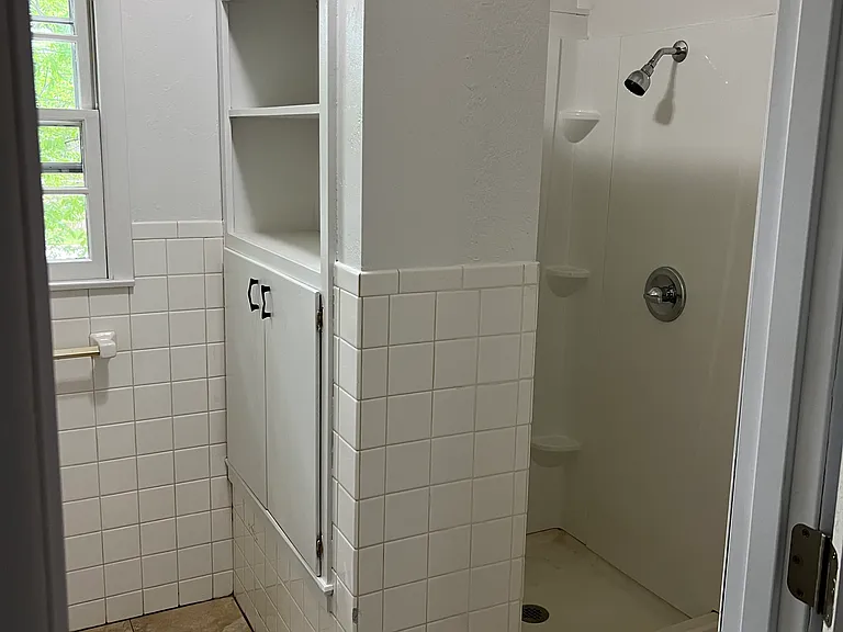 Upstairs bathroom