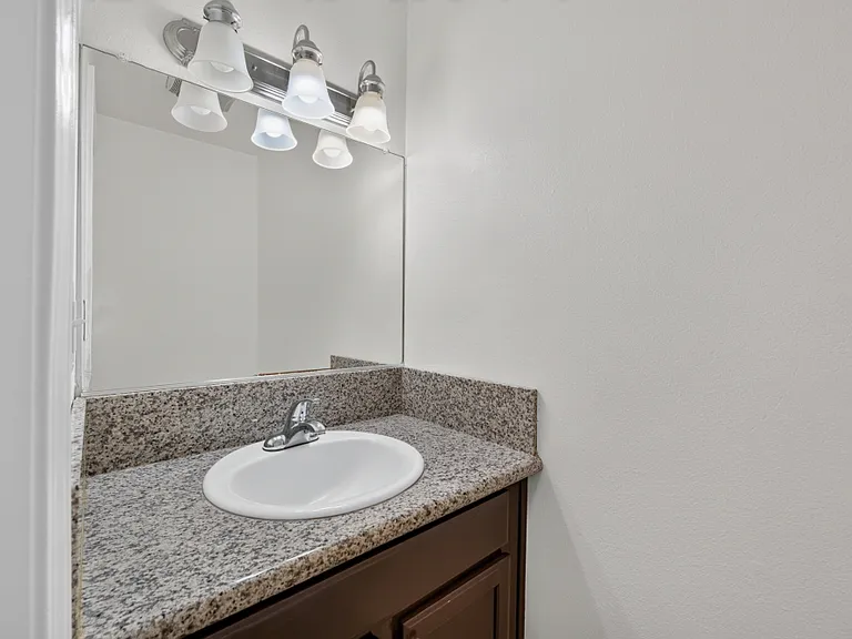 812 Carro Dr #4 — Photo 8