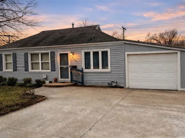 5304 N Bales Ave, Kansas City, MO 64119