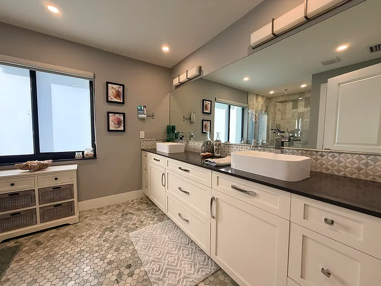 3041 Perriwinkle Cir — Photo 9