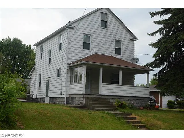 514 Whipple Ave photo 1