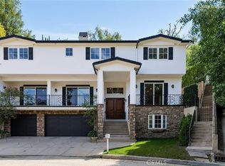 4630 N Esparto Rd, Woodland Hills, CA 91364