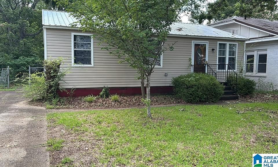 1st image of 2513 Avenue I