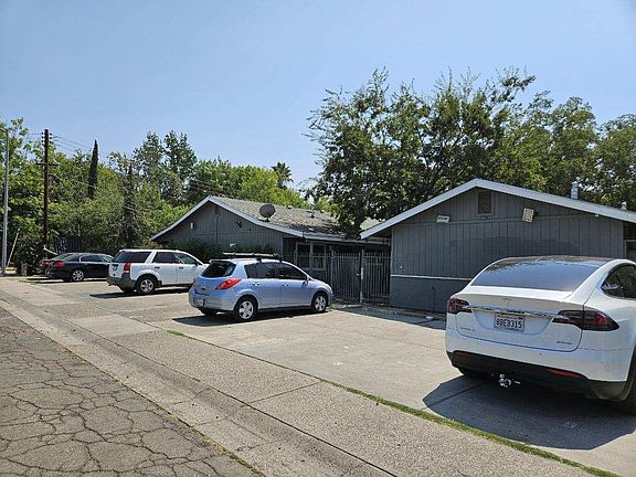 4th image of 752 Bowles St #10