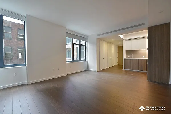 Rented by Sumitomo Real Estate Sales | media 7