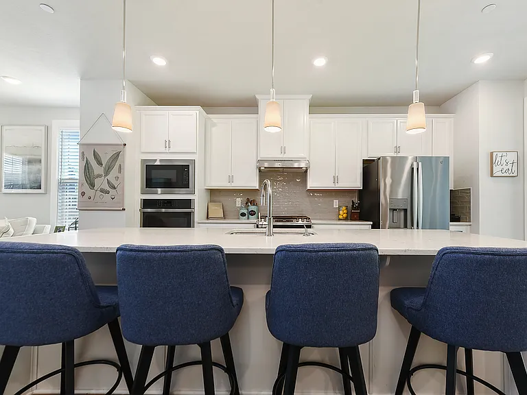 409 Spruce Ln — Photo 13
