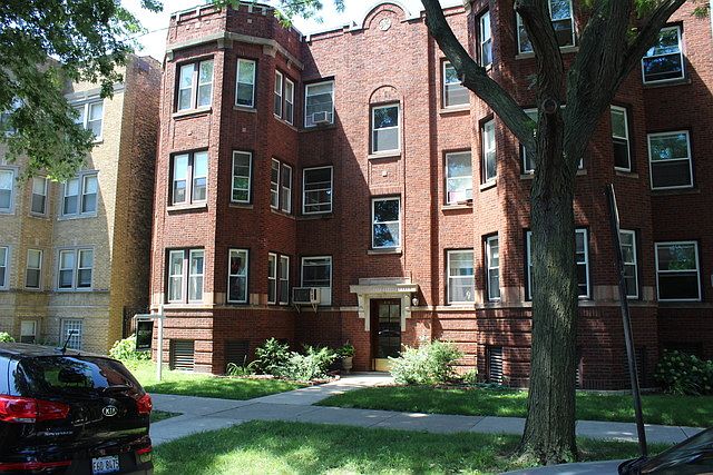 1st image of 4854 N Oakley Ave