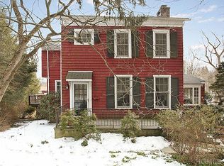 113 Choate Ln, Pleasantville, NY 10570