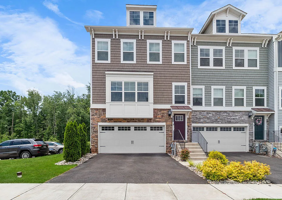 1035 Edenberry Way #1